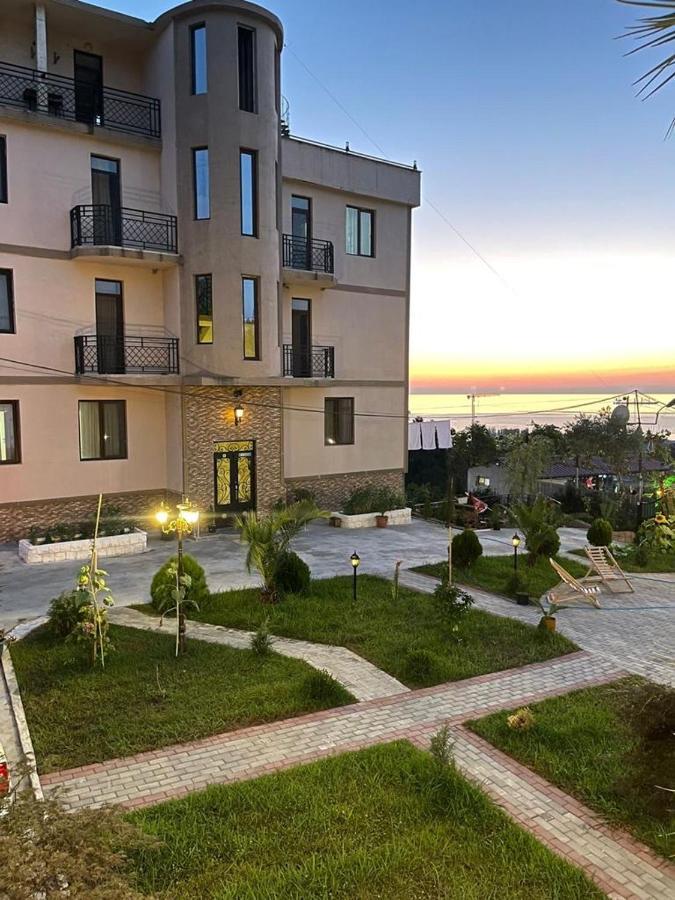 Green Yard Hotel Batumi Exteriér fotografie
